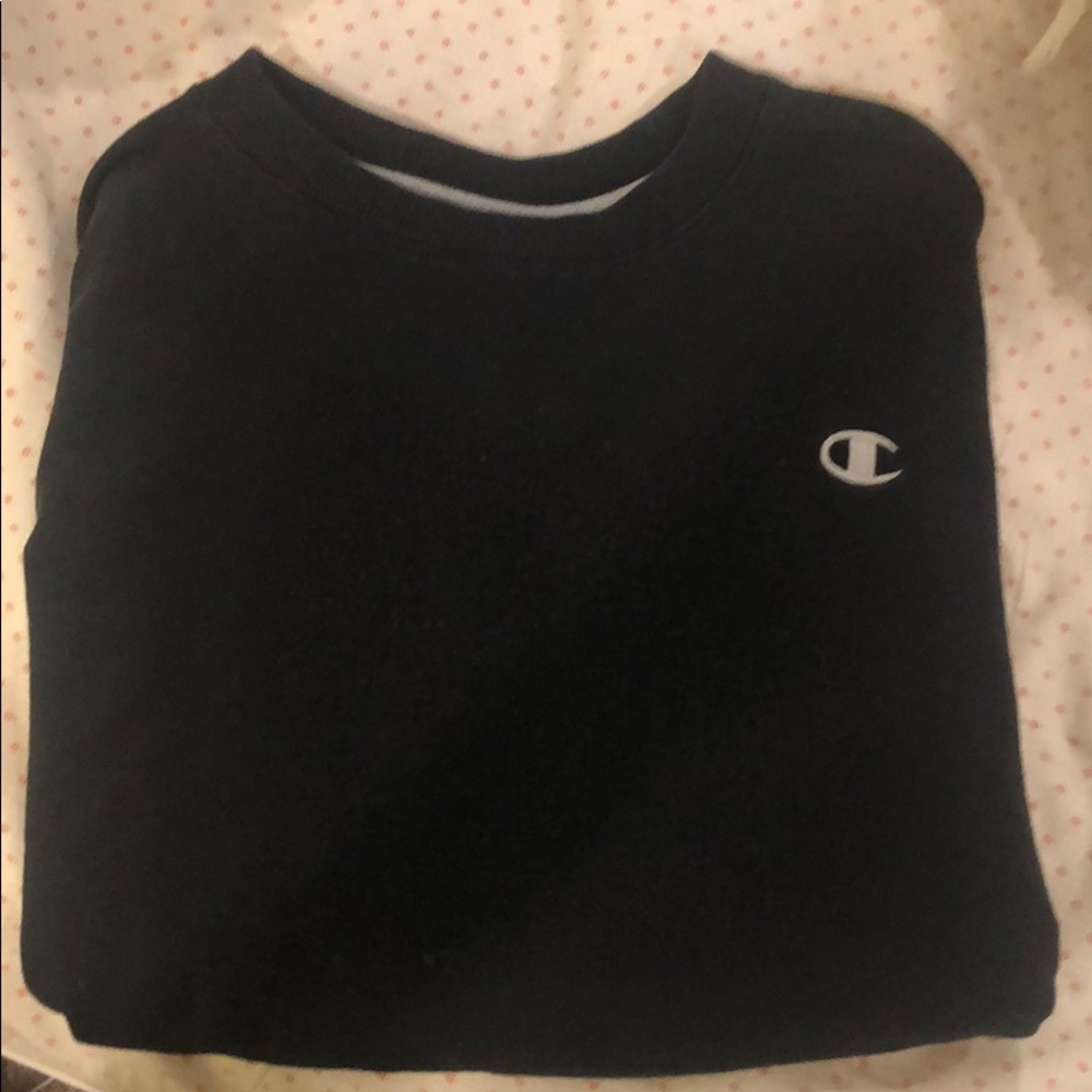 black champion sweatshirt